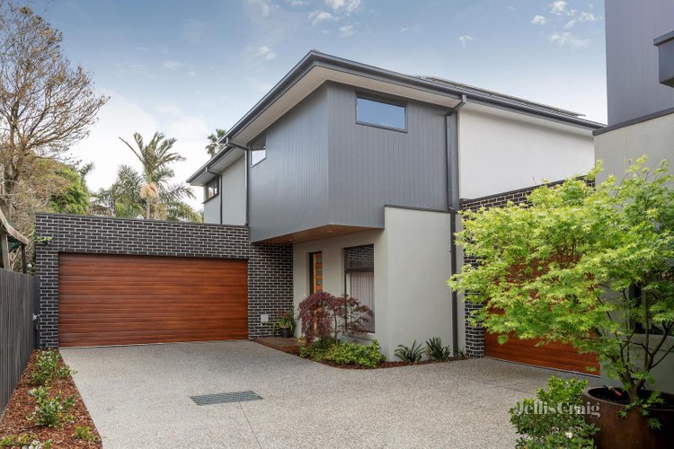 2 18 Riversdale Avenue Carrum 3197