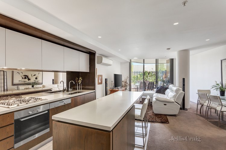 218/13 Acacia Place Abbotsford 3067