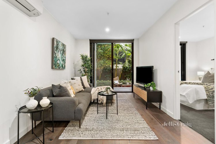 21 82 Bulla Road Strathmore 3041
