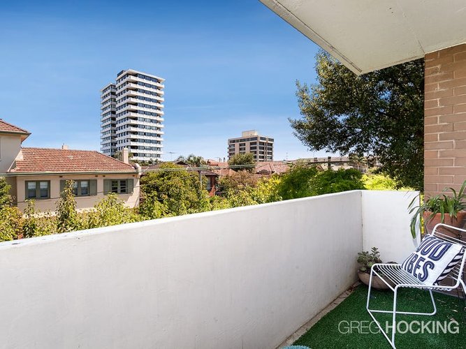 21 82 Park Street St Kilda West 3182