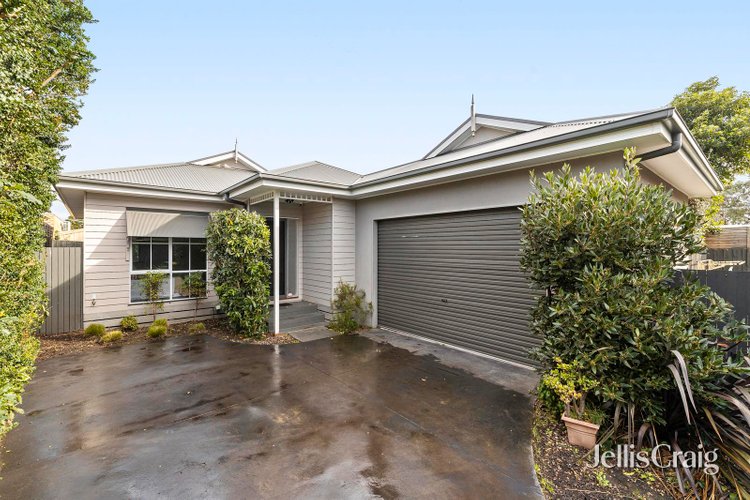 2 19 Como Court Dromana 3936