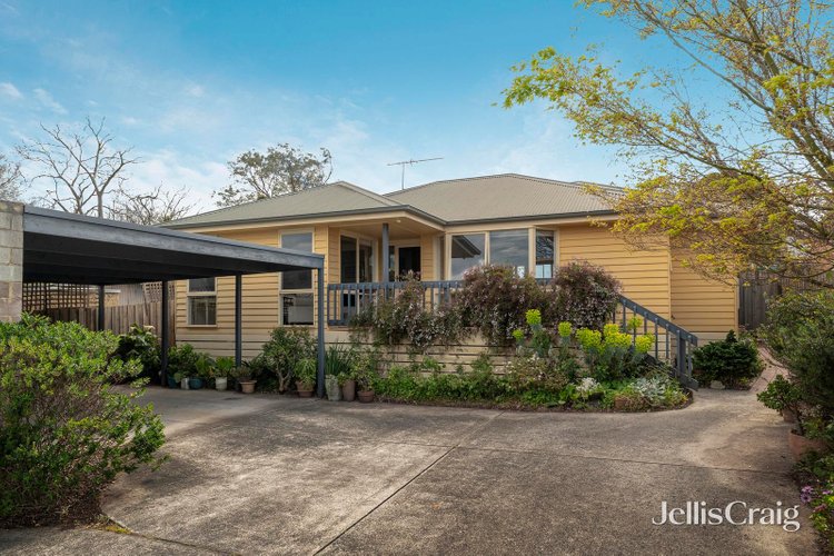 2 19 Eugenia Street Nunawading 3131