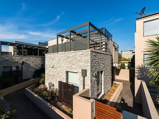 2/196 Beach Road Mordialloc 3195