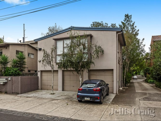 2/1a Hughenden Road St Kilda East 3183