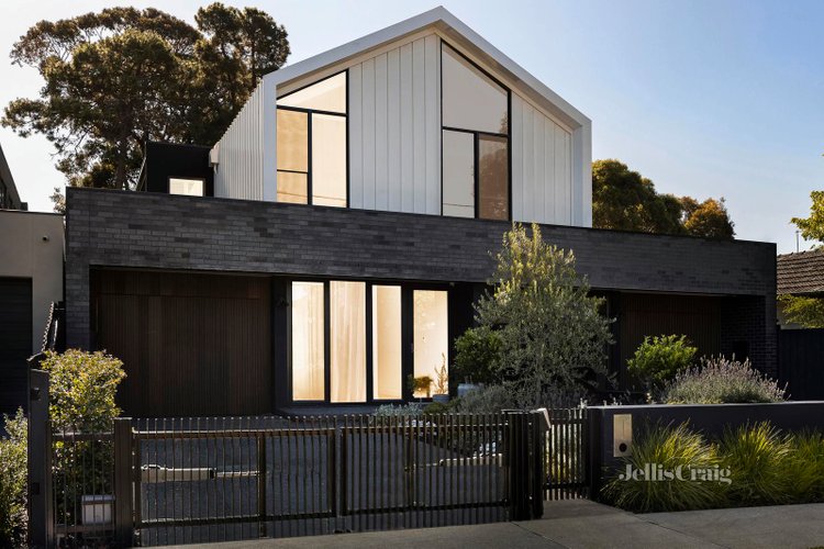 21A Victor Road Bentleigh East 3165