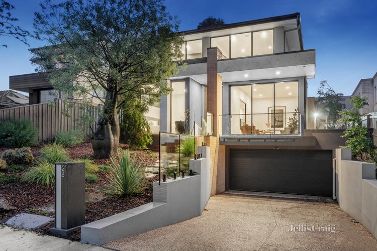 21B Belgravia Avenue Mont Albert North 3129