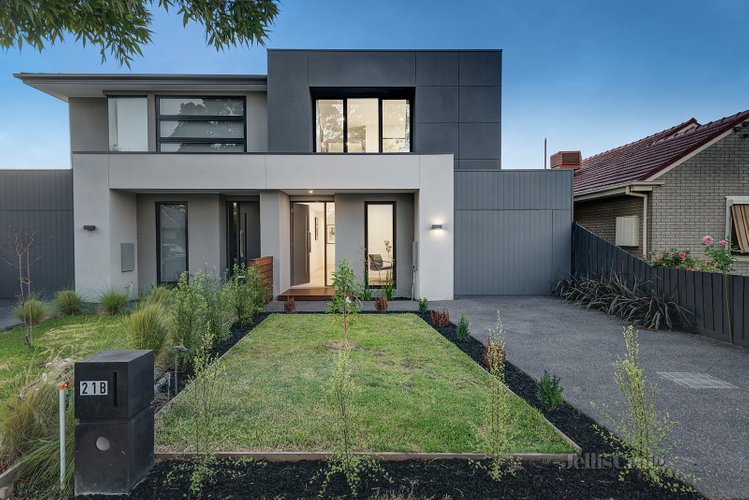 21B Wards Grove Bentleigh East 3165