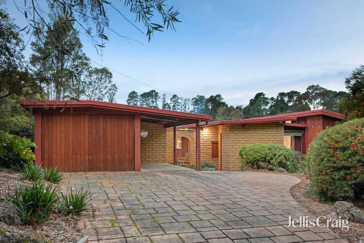 22-24 Feversham Avenue Park Orchards 3114
