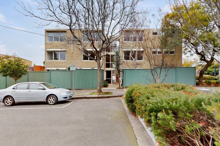 2/2-6 Docker Street Richmond 3121