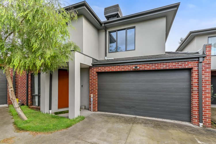 2 2 Agnes Court Glen Waverley 3150