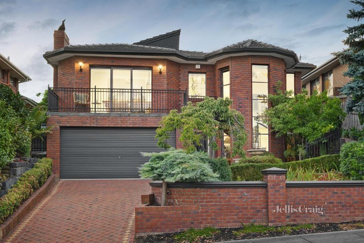 22 Bayonne Close Greensborough 3088