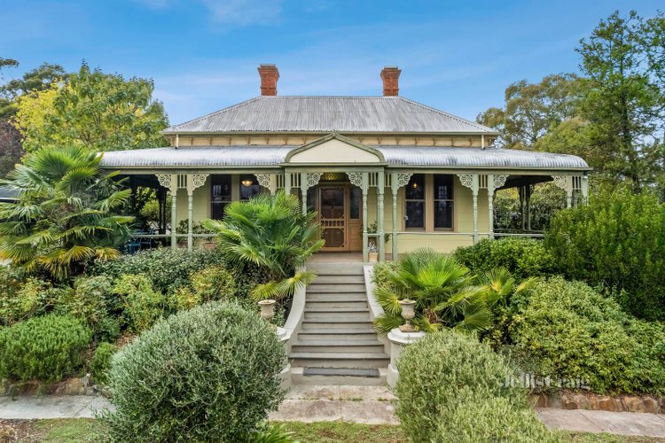 22 Blakeley Road Castlemaine 3450