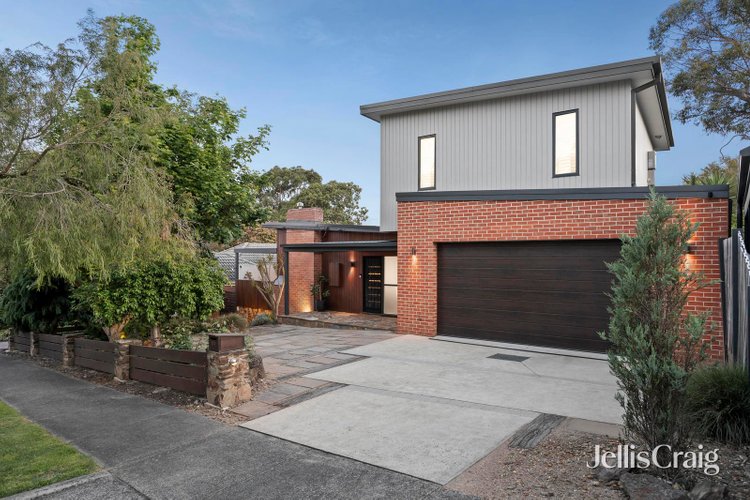 22 Blue Mist Drive Croydon South 3136