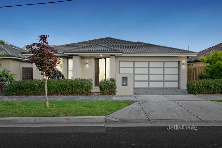 22 Cavalier Street Bentleigh East 3165