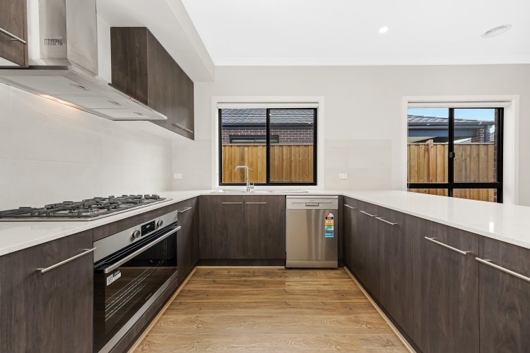 22 Cheddington Road Cranbourne East 3977