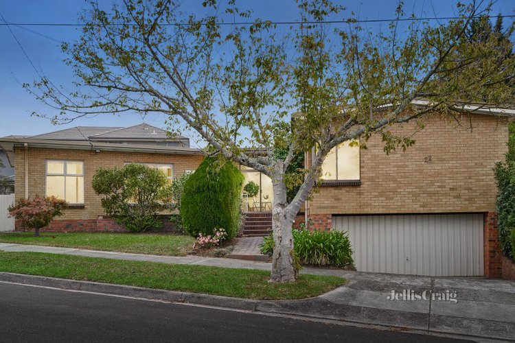 22 Cheviot Road Mount Waverley 3149