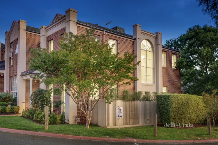 22 Cottinglea Terrace Ringwood North 3134