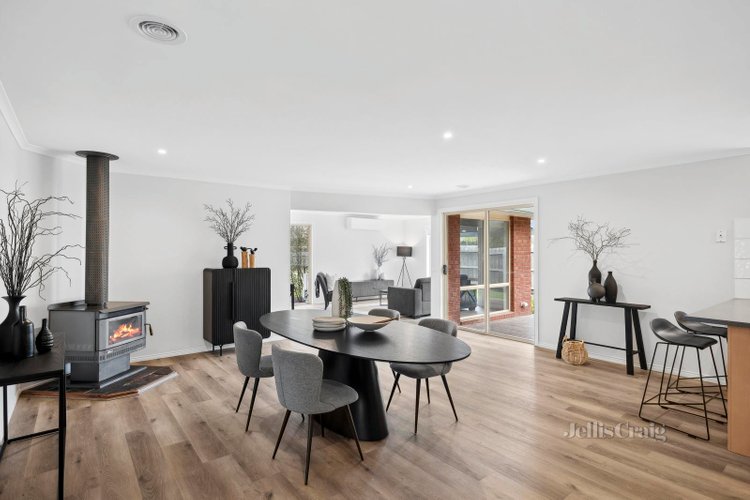 22 Dalray Crescent New Gisborne 3438