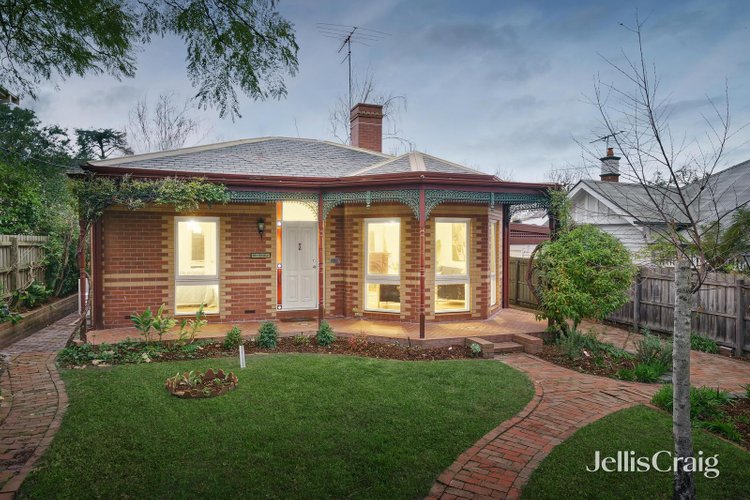 22 Daphne Street Canterbury 3126