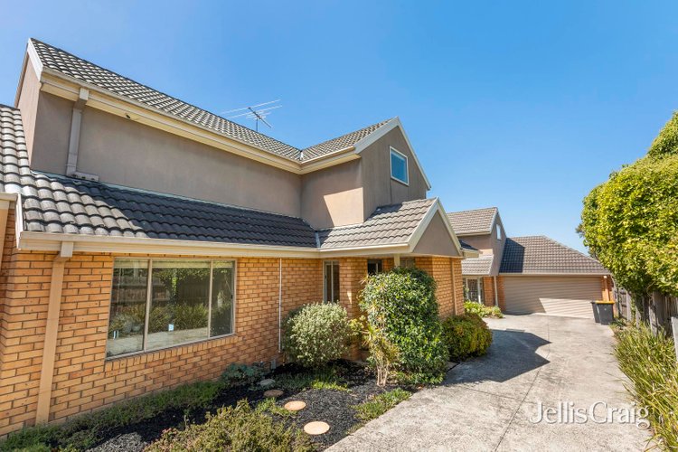 2 2 Dorgan Street Mount Waverley 3149