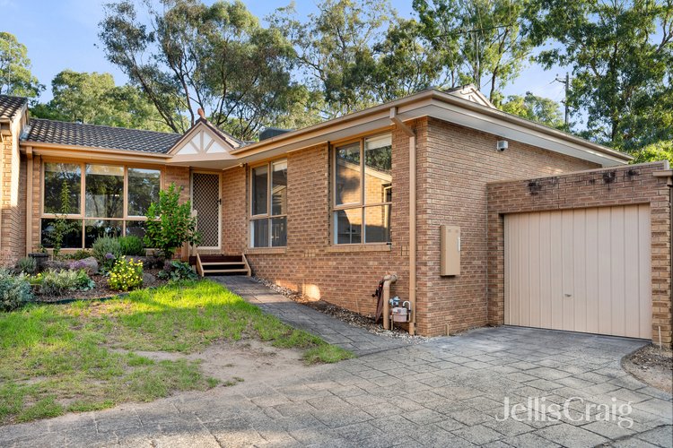 2/2 Frank Street Eltham 3095