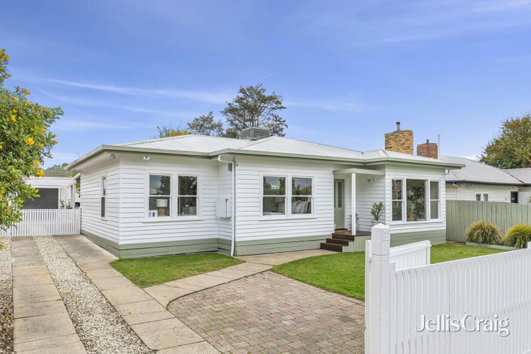 22 Hamlyn Avenue Hamlyn Heights 3215
