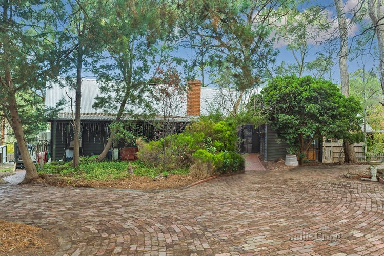 22 High Street Woodend 3442