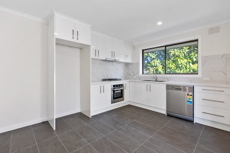 2/2 Lascelles Street Springvale 3171