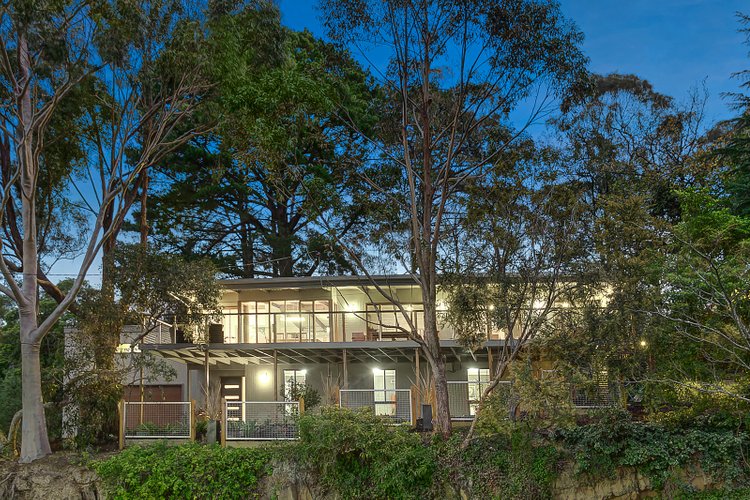22 Lisbeth Avenue Donvale 3111