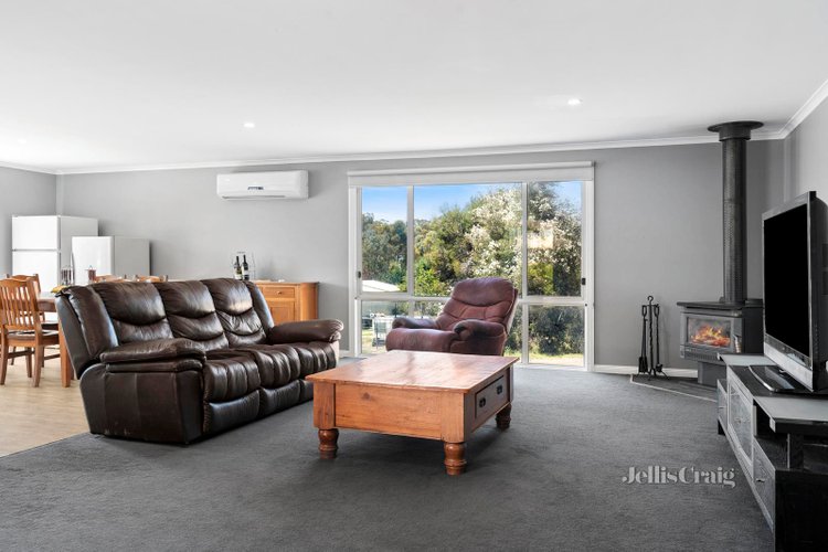 22 Monash Street Newstead 3462