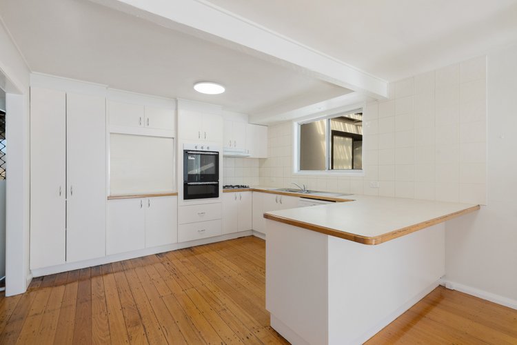 2/2 North Street, Lakes Entrance