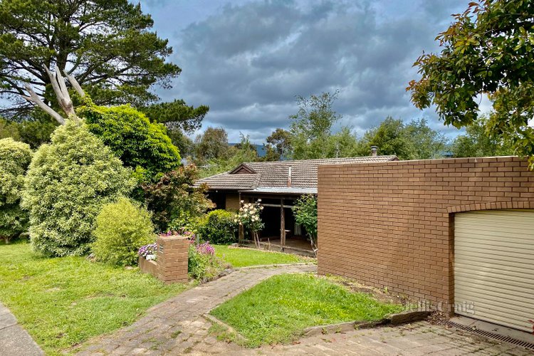 22 Tennyson Street Woodend 3442