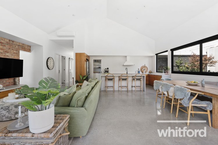 22 Upper Skene Street, Newtown