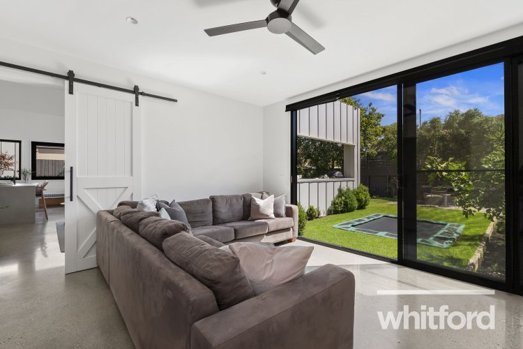 22 Upper Skene Street, Newtown