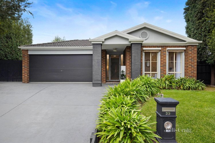 22 Waltham Drive Mornington 3931