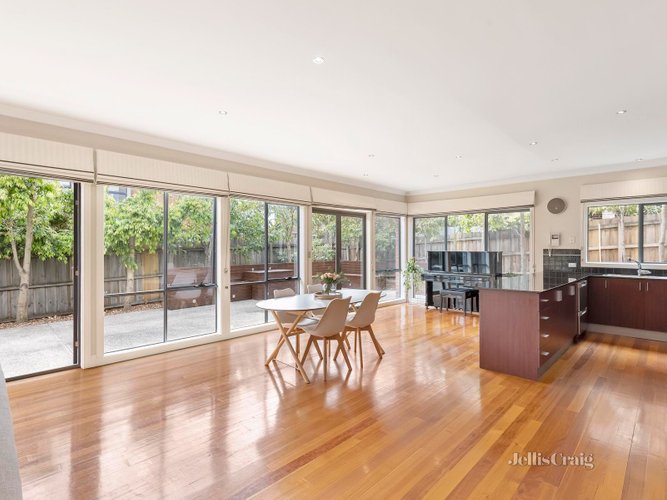 2 20 Ashford Street Templestowe Lower 3107