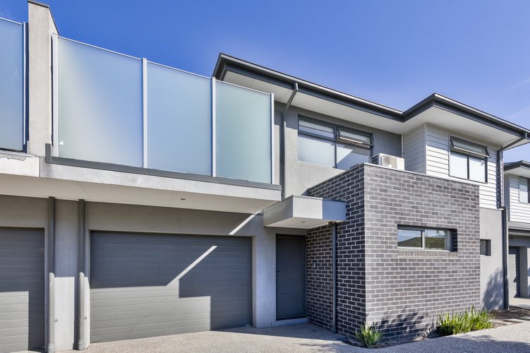 2/20 Epsom Road  Ascot Vale 3032