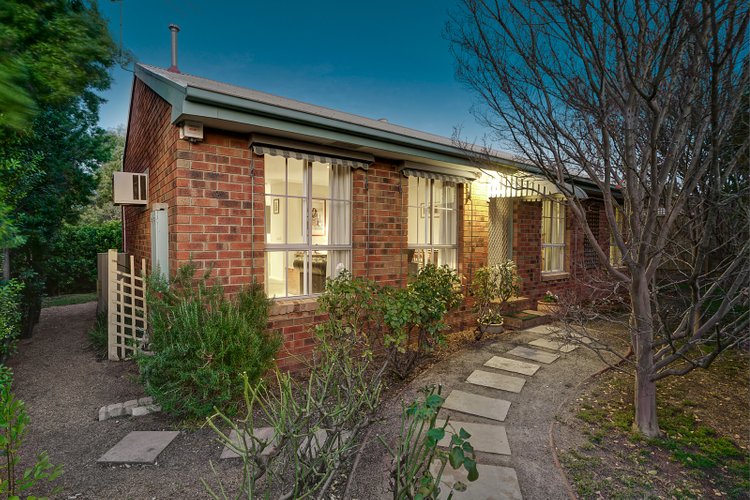 2/20 Kevin Street Mount Waverley 3149