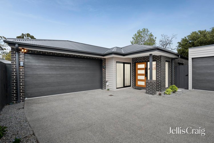 2 20 Lucas Avenue Kilsyth 3137