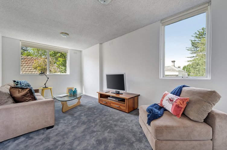 2/20 Victoria Grove Hawthorn East 3123