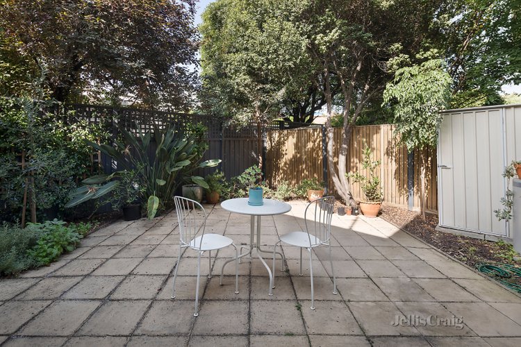 2/206 Arthur Street Fairfield 3078