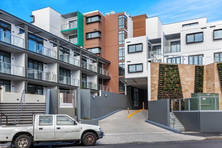 220/81 Hobsons Road  Kensington 3031