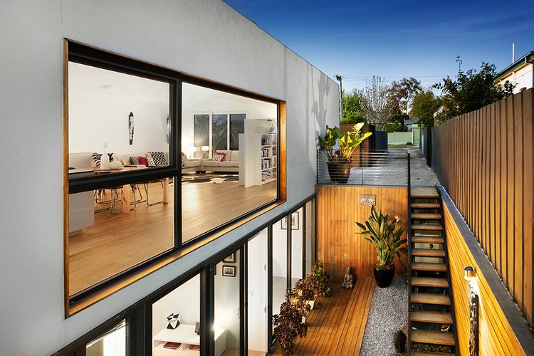2 21 Gisborne Street Elsternwick 3185
