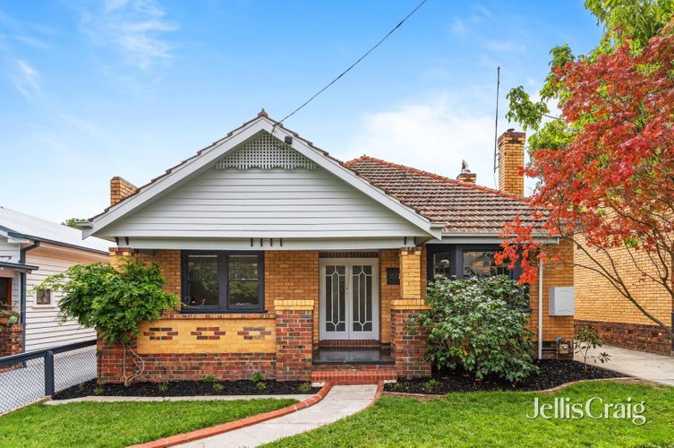 221 Lyons Street North  Ballarat Central 3350