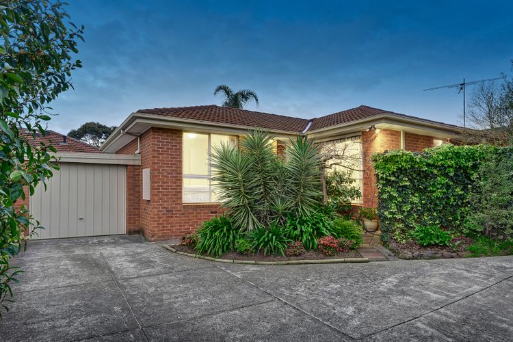 2/21 Oakern Street Mount Waverley 3149