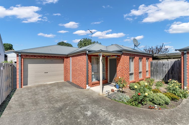 2 21 Tennyson Street Norlane 3214