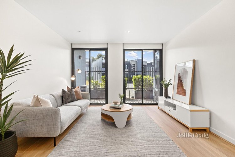 221 66 Mount Alexander Road Travancore 3032