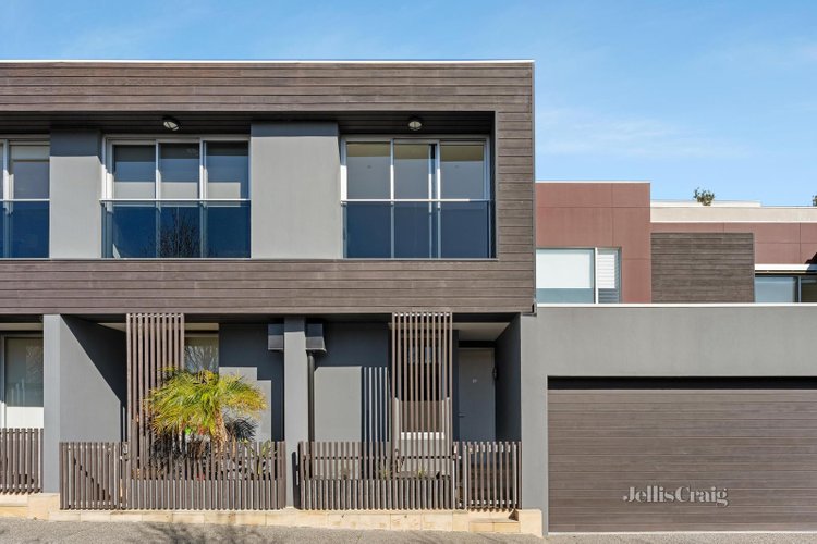 22 170 Beach Road Sandringham 3191