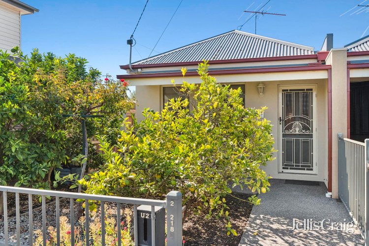 2 218 Hope Street Geelong West 3218