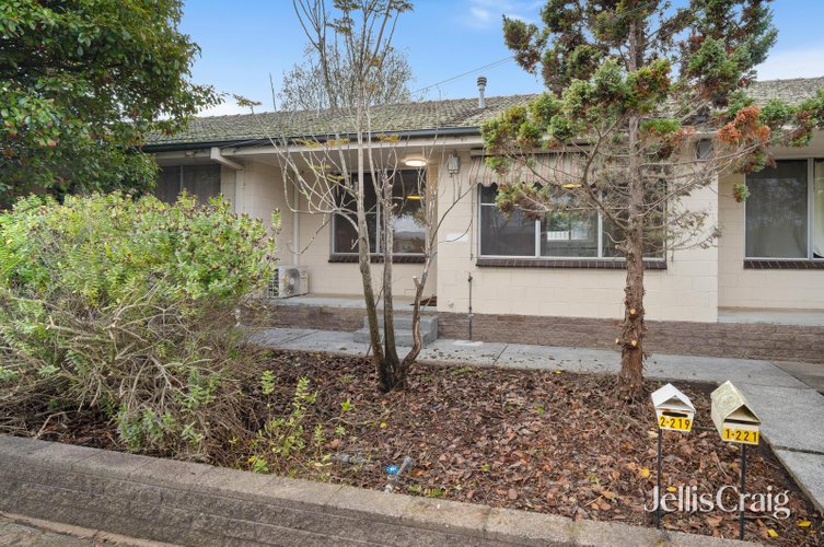 2/219 Ripon Street South  Ballarat Central 3350